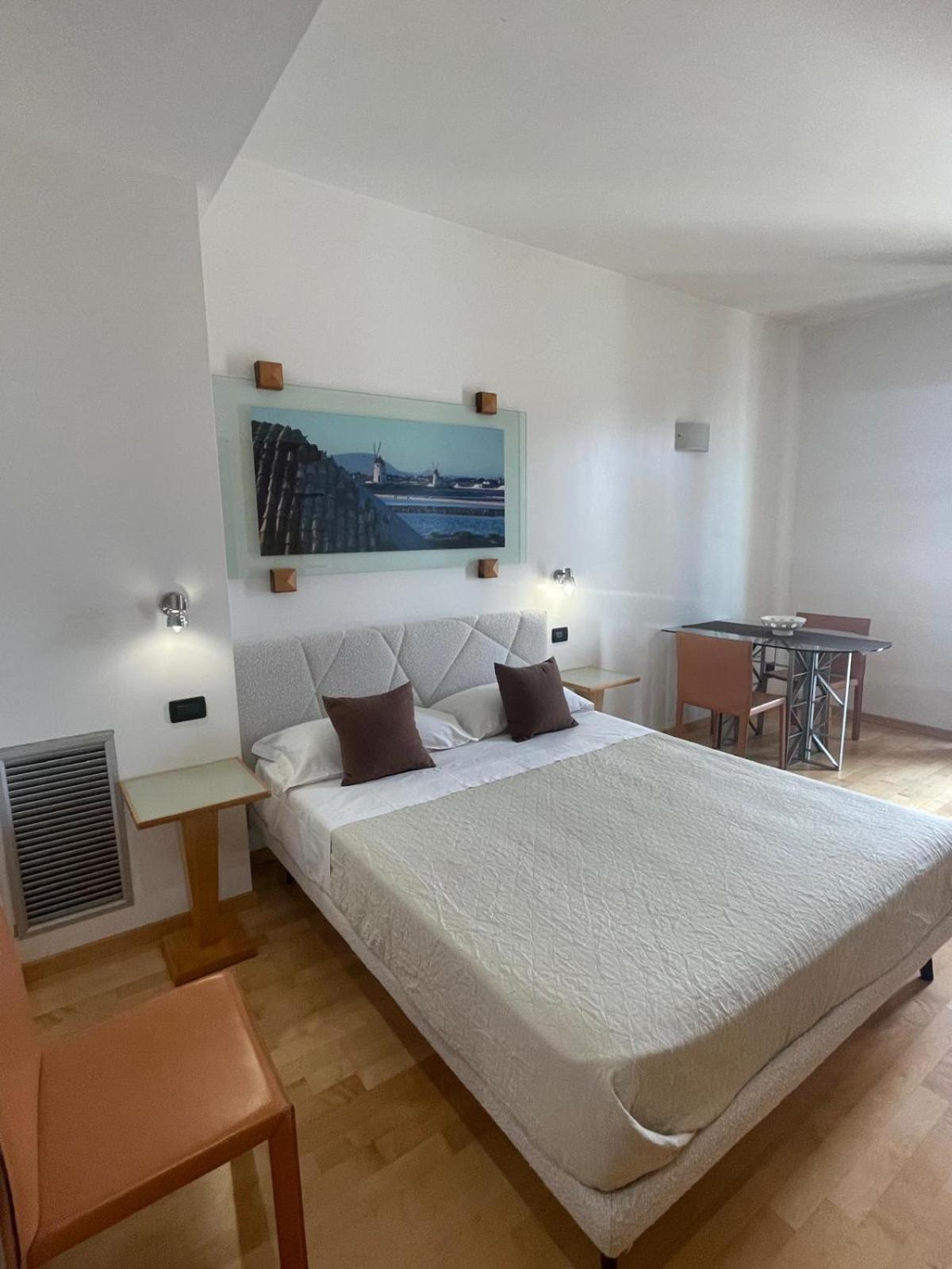Garibaldi Citta' Apartamento Trapani Exterior foto